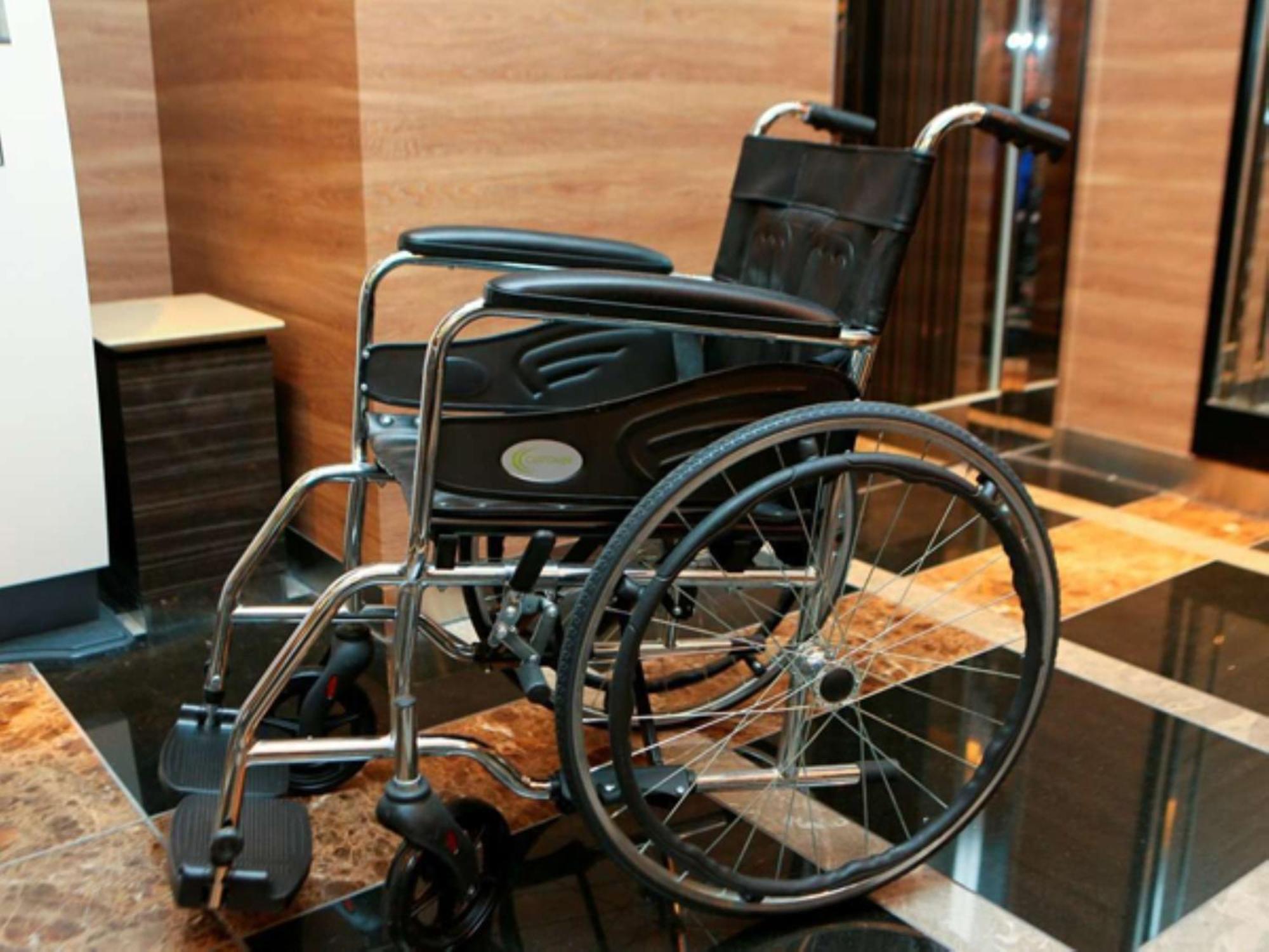 Apa Hotel Ueno Okachimachi Ekimae Minami Tokyo prefektur Exteriör bild
